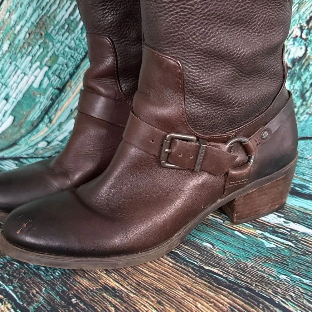 Vince Camuto chic over